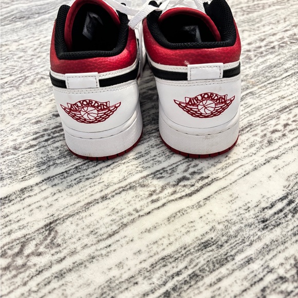 Nike Air Jordan - Picture 3 of 4